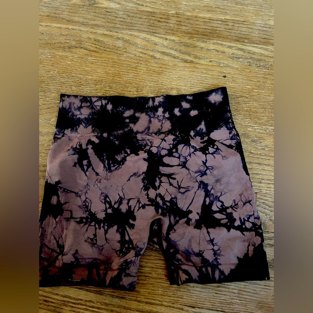workout shorts, black brown design, kids small
